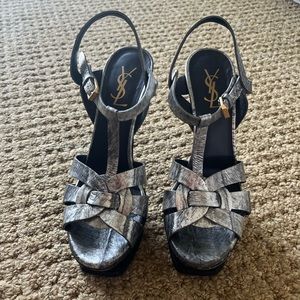 YSL Yves Saint Laurent Tribute Heels Platform Size 38.5 Silver Black